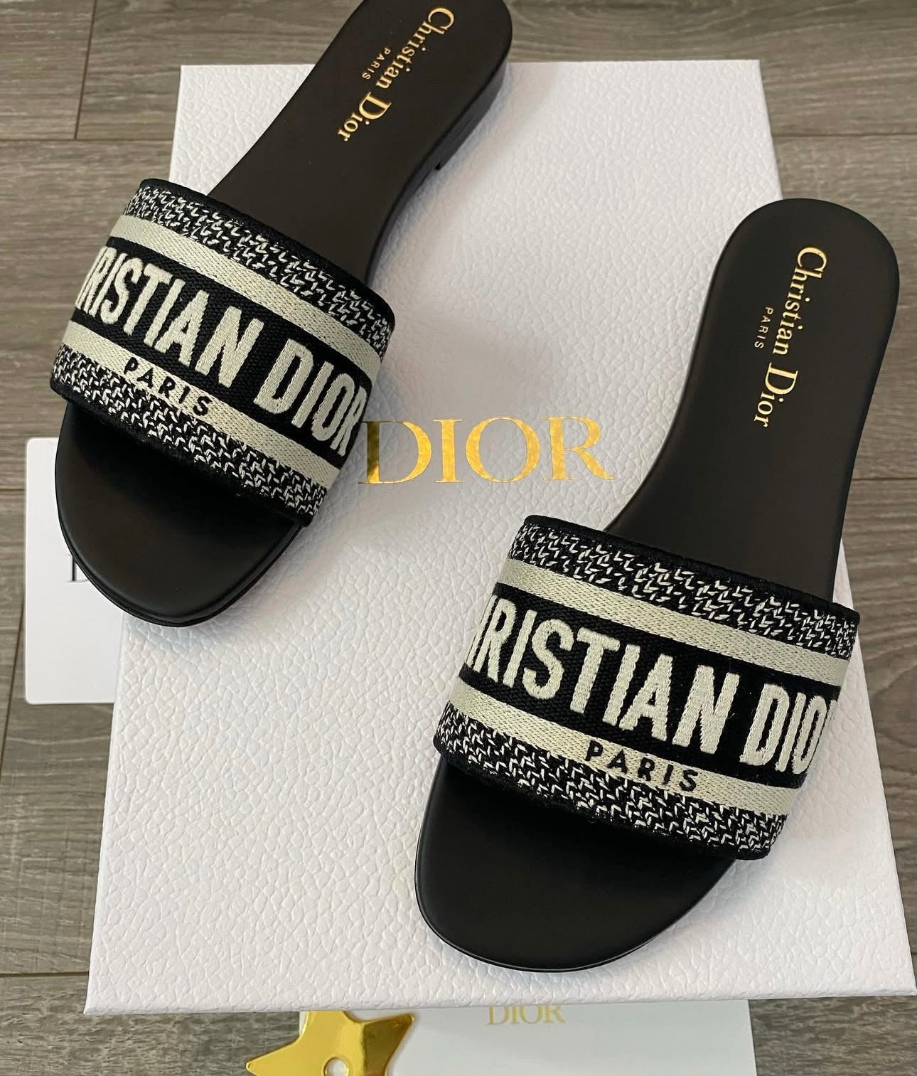 Sandales Di*r