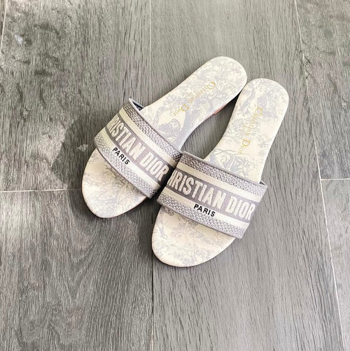 Sandales Di*r